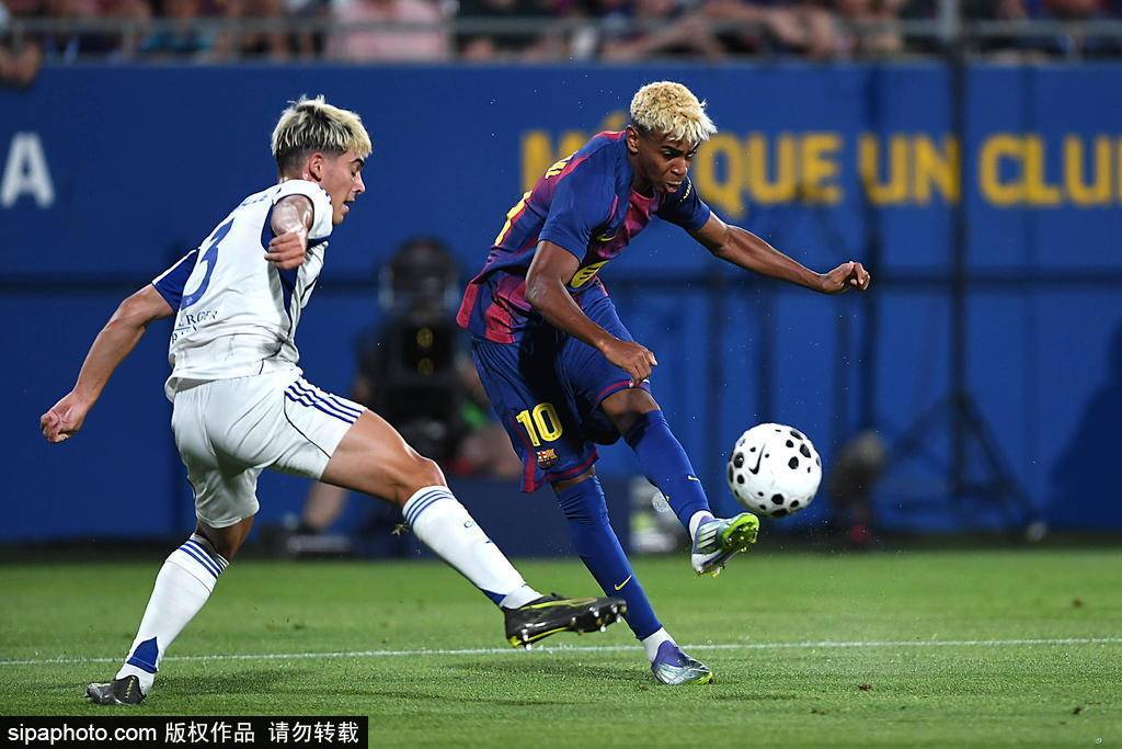 里瓦尔多：巴萨与去年相比尚早，维尼修斯替补是成长策略